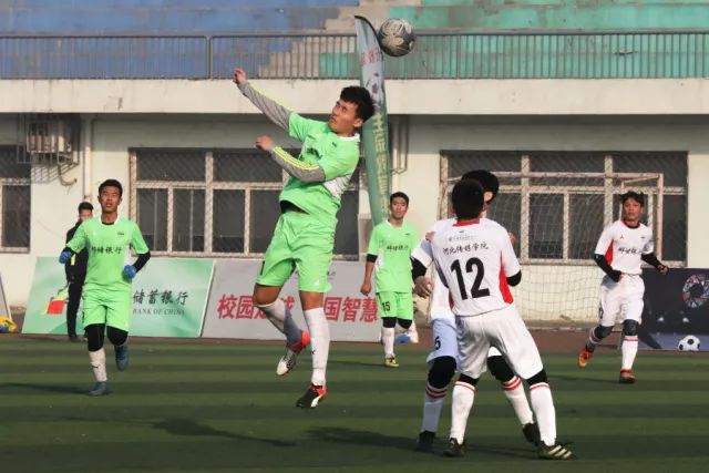 兰兹博格37分准绝杀祝铭震25+8 山东险胜广州