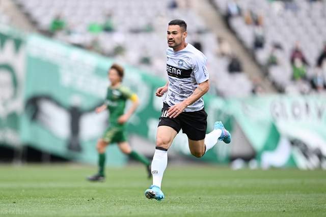 姚明入选FIBA名人堂 中国男篮运动员第一人