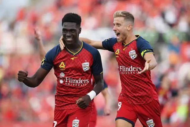 希尔德27分库明加23分 勇士拒绝逆转险胜火箭